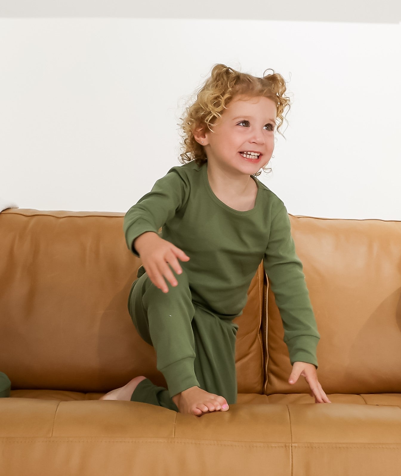 Organic Lounge Set in Pine