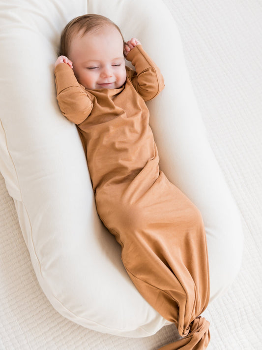 Personalizable Organic Newborn Knotted Gown in Chestnut