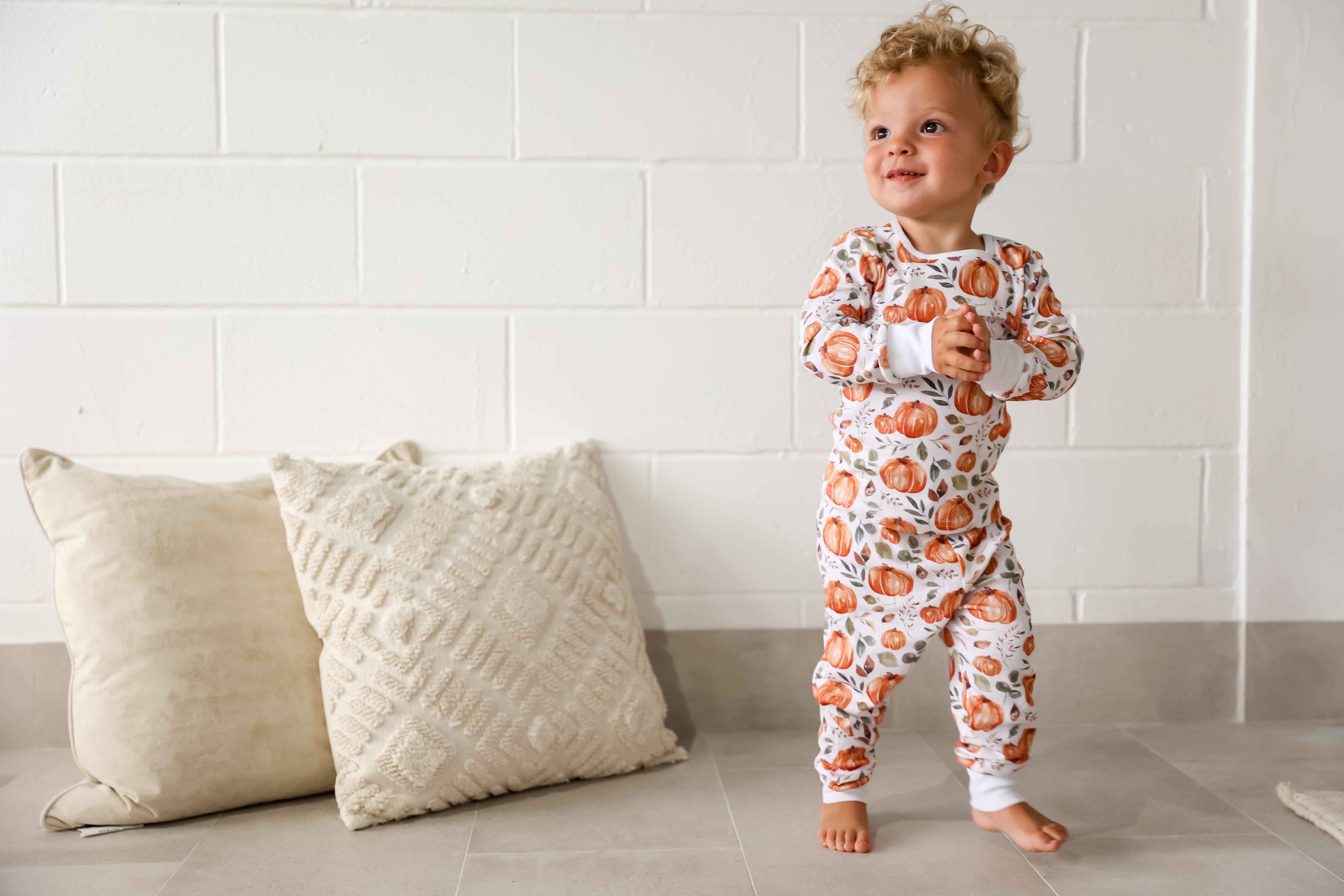 Baby lounge online set